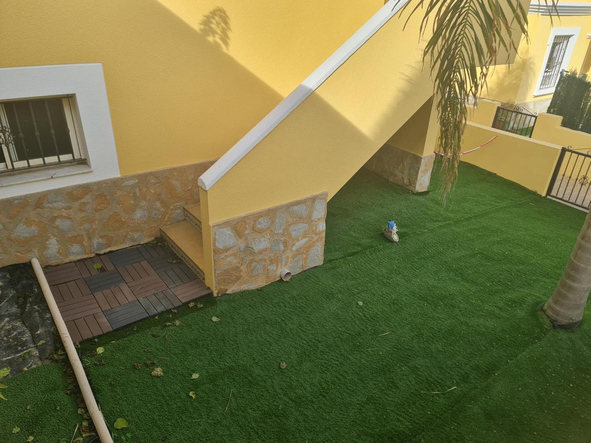 Vakantiehuis Perfect Family Getaway Fully Equipped 3-bedroom With Pool In Cala Capitan Torrevieja Cabo Roig
